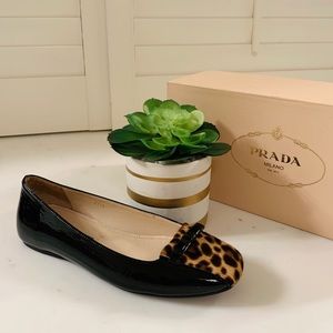 🌿BEAUTIFUL PRADA FLATS SIZE 35🌿